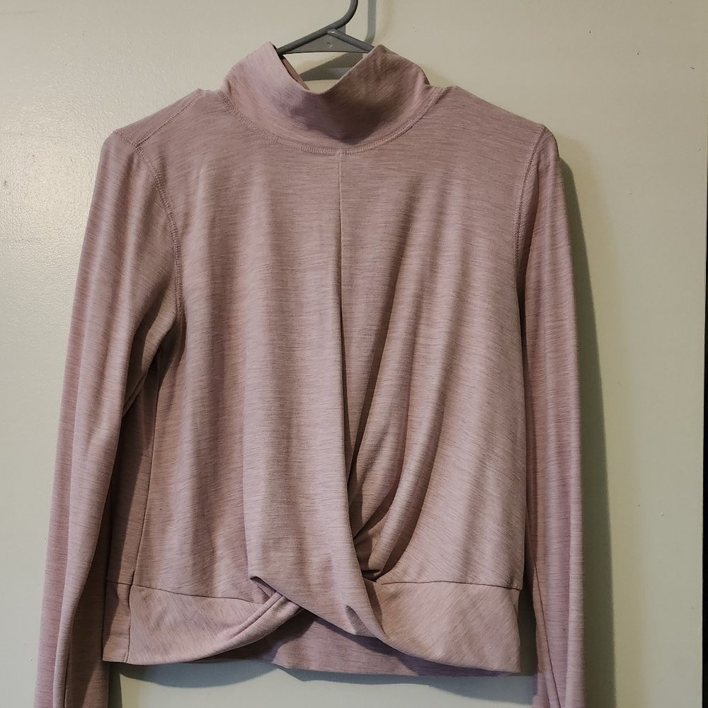 Activewear long sleeve shirt